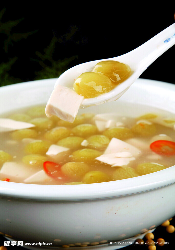 美味豆腐蔬菜汤