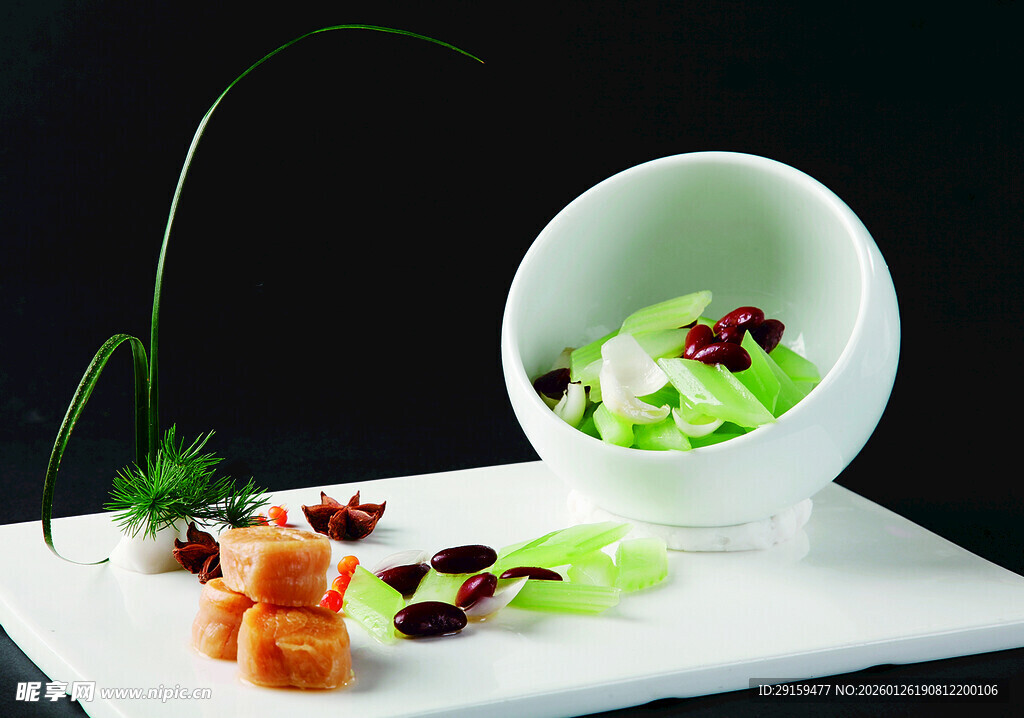 精致创意蔬菜沙拉摆盘