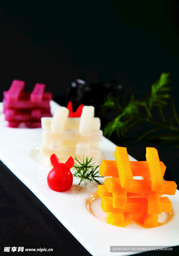 多彩创意果蔬雕刻拼盘