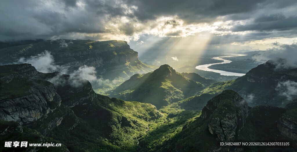 山间云海日出壮丽景观