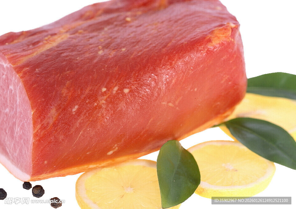 新鲜生肉块配柠檬香叶