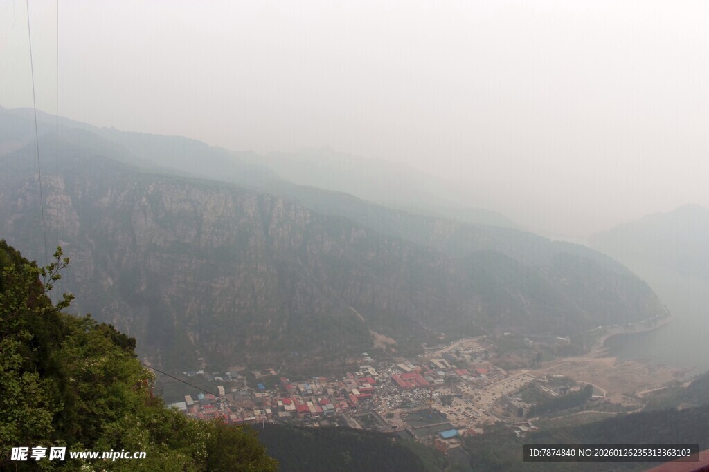 石林峡山间村落远景