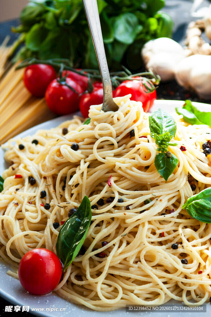 美味意大利面摆盘展示