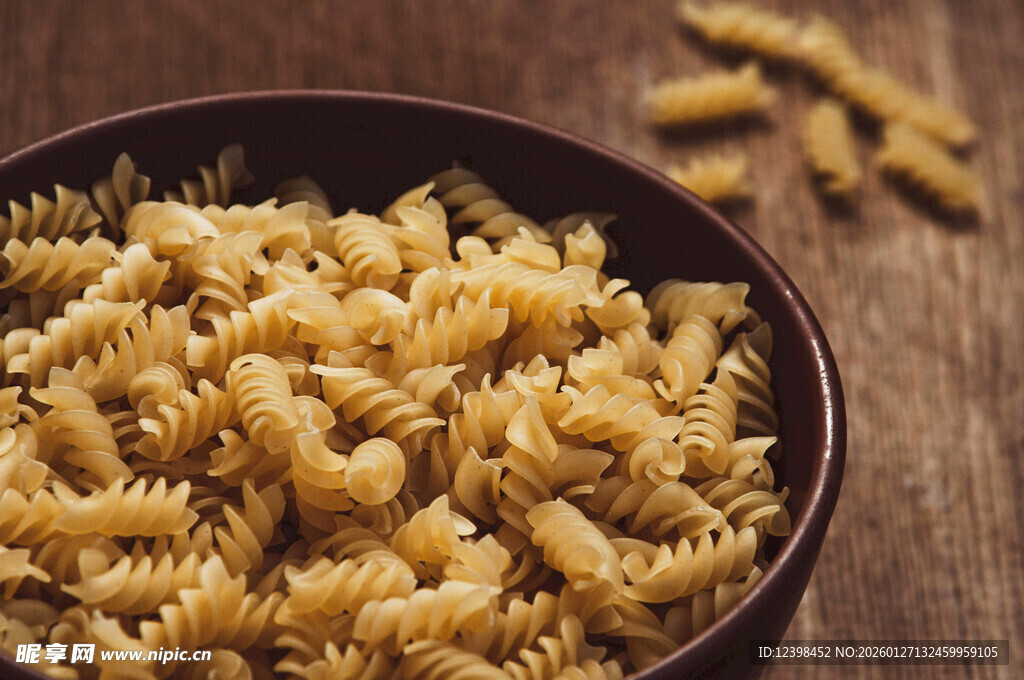 一碗螺旋形意大利面