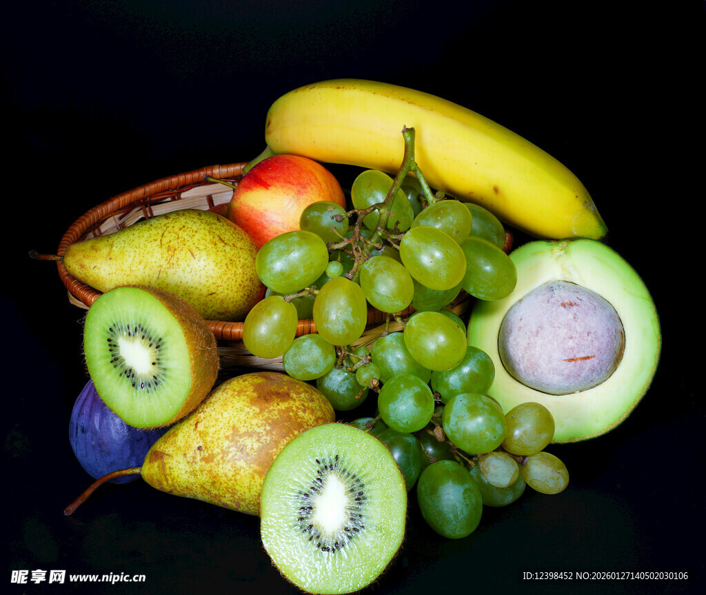 多彩新鲜水果组合