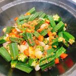 美味秋葵虾仁蔬菜炒菜