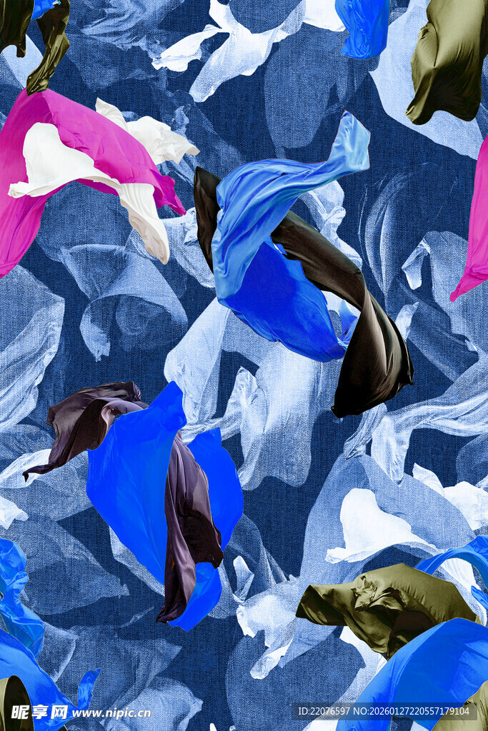 海洋生物与塑料垃圾共存