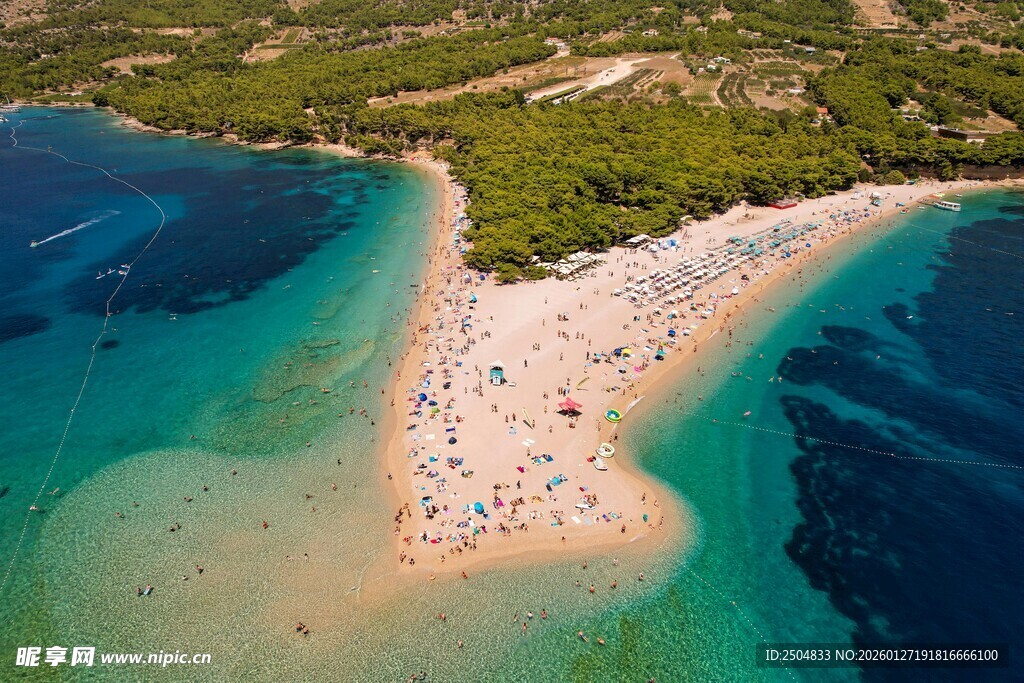 美丽海岛沙滩俯瞰美景