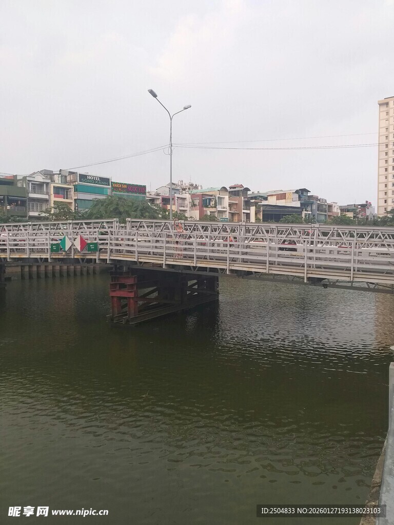 城市中的跨河桥梁景观