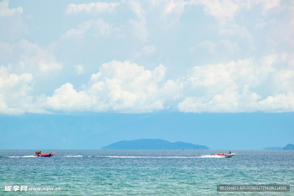 海上风光 船只畅 天际