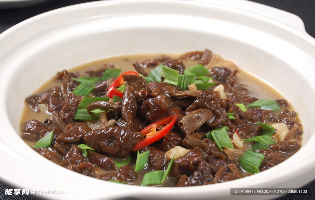 美味红烧牛肉砂锅