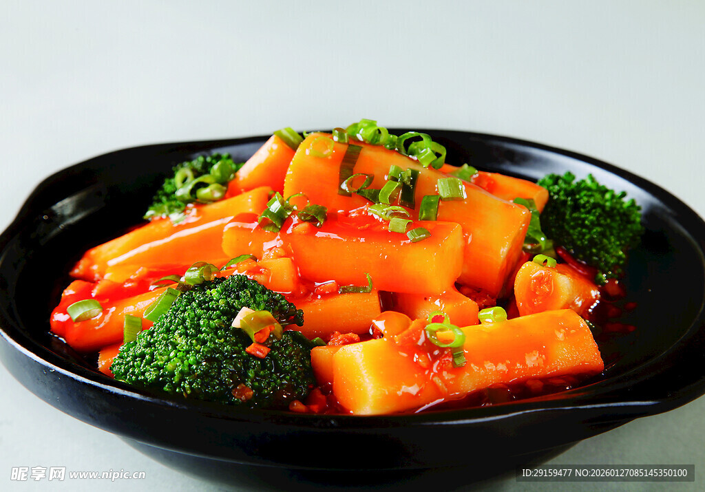 胡萝卜炒西兰花美食图