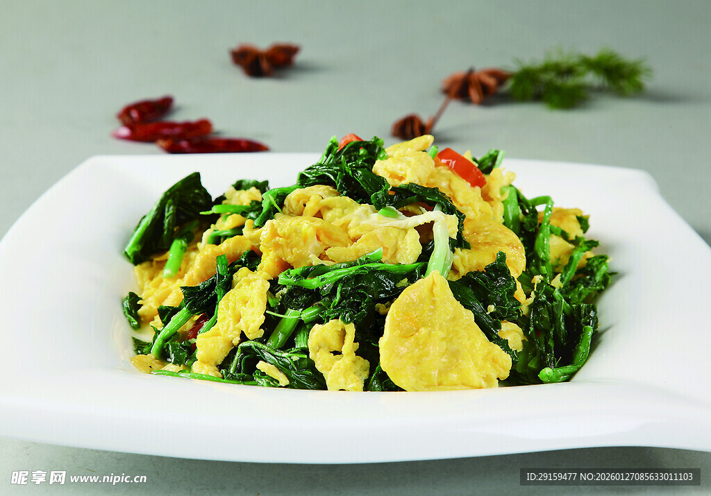 菠菜炒鸡蛋美食特写