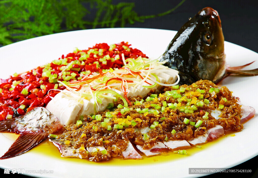 双味蒸鲈鱼