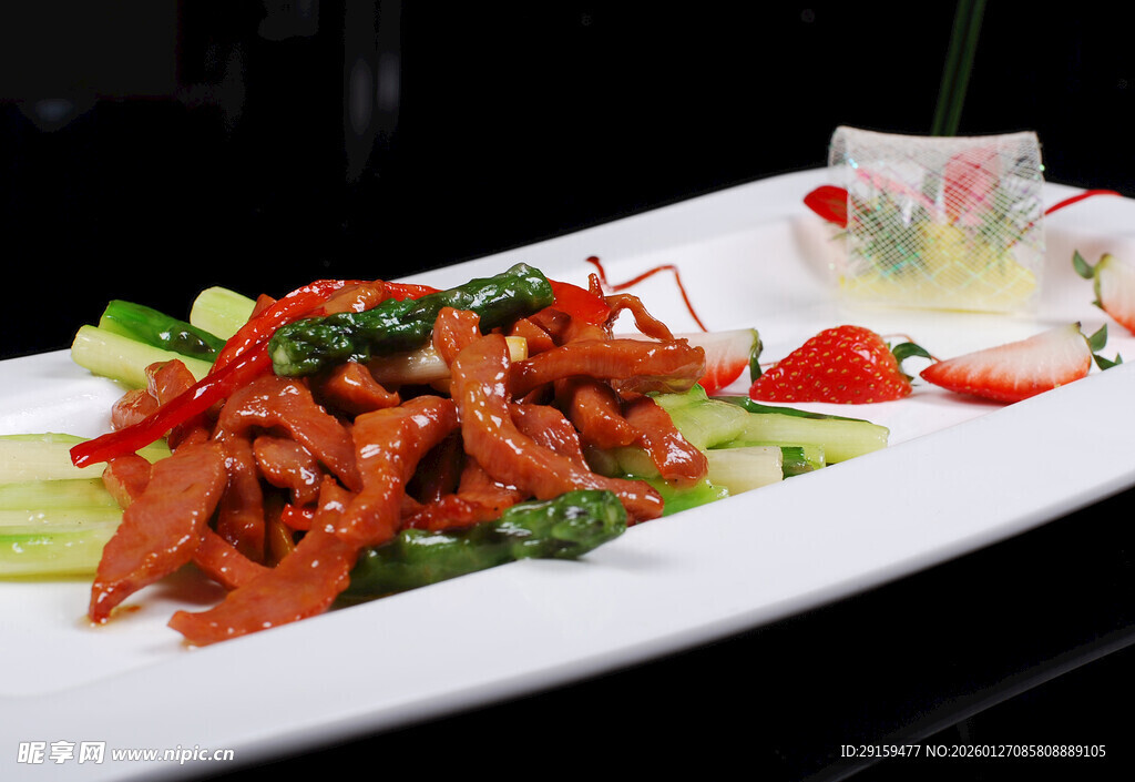香辣肉丝配时蔬