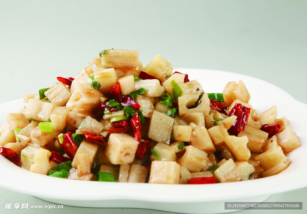 香辣美味的炒藕丁