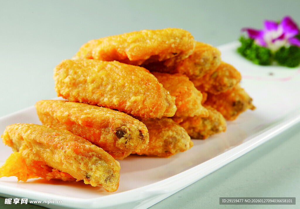 金黄酥脆炸腐皮卷