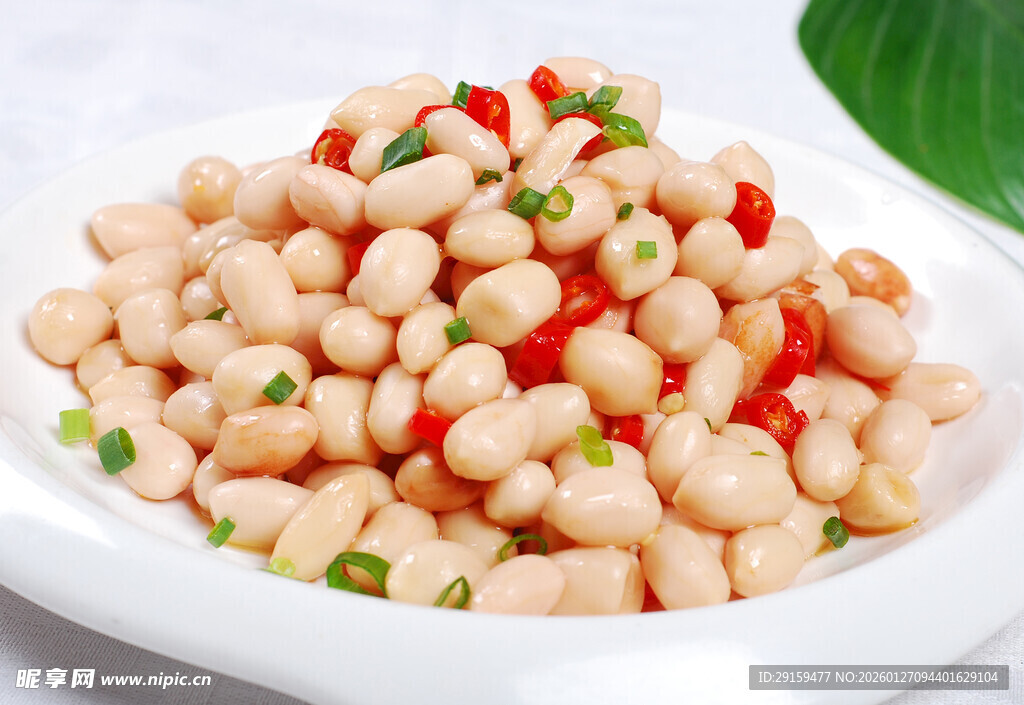 凉拌白豆配彩椒