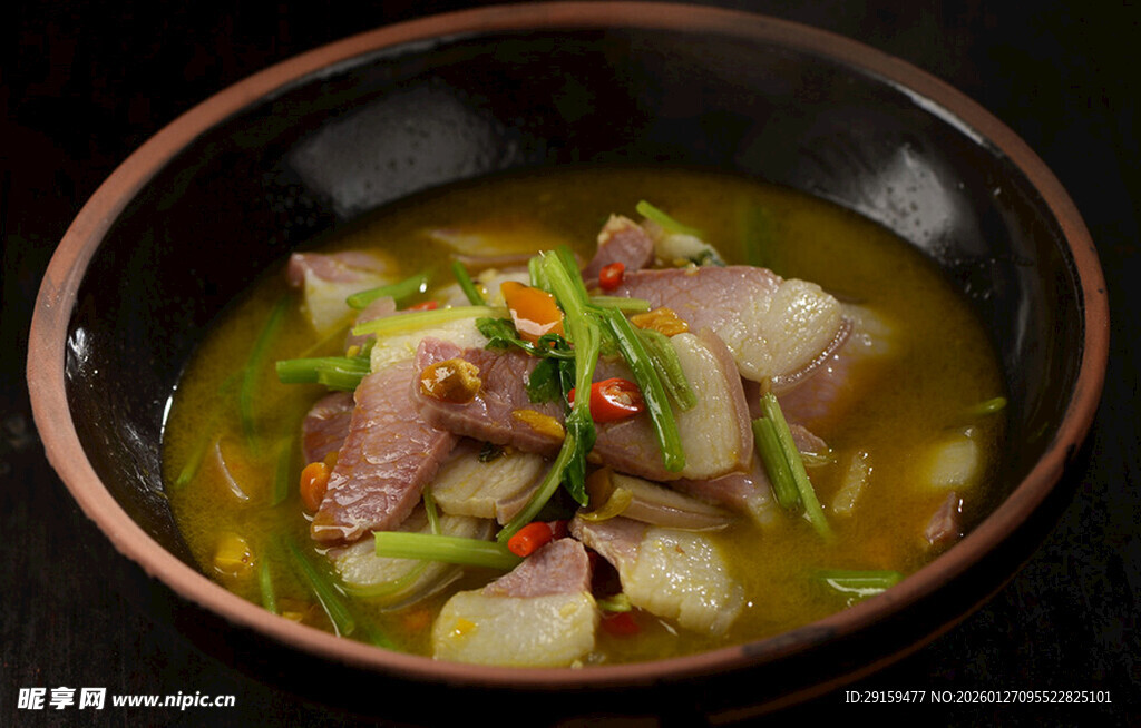 美味酸菜鱼片汤