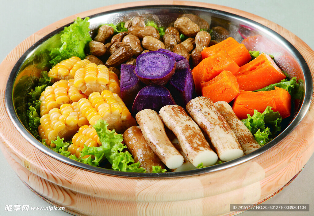 营养丰富的多彩美食拼盘