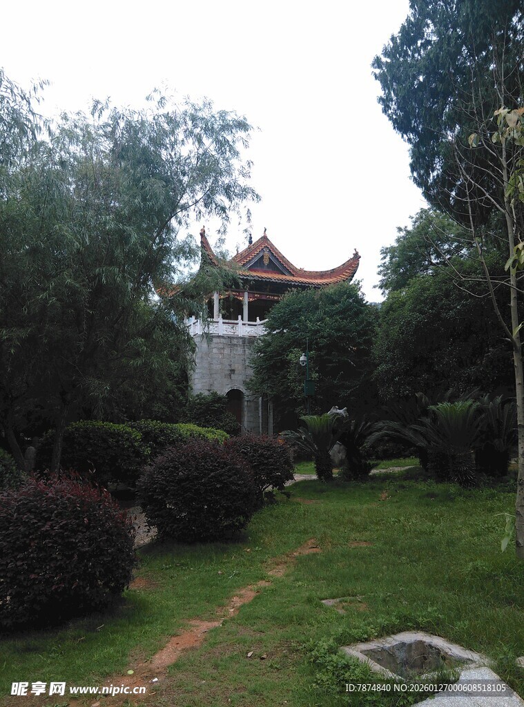 衡山中式庭院景观 绿树环绕