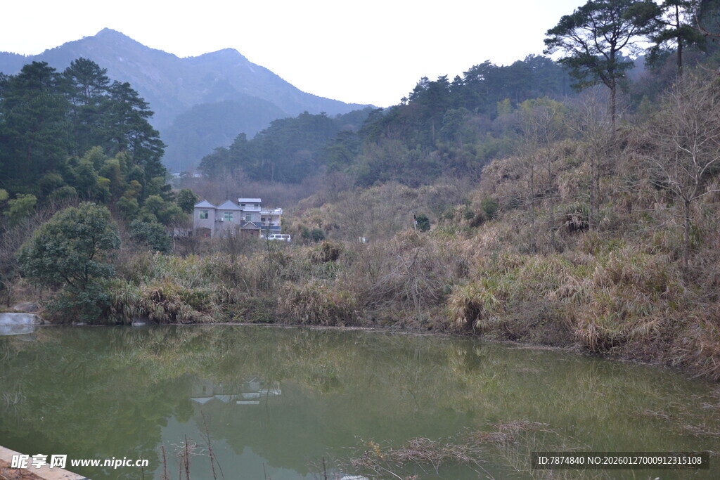 衡山山间碧潭 静美自然风光