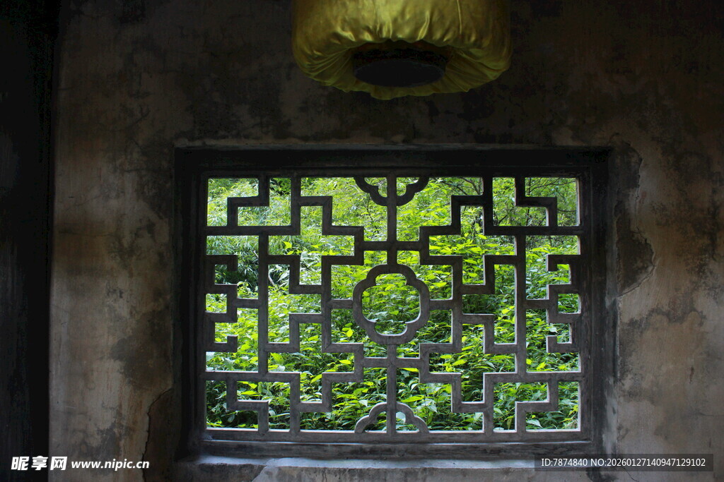 中式古典花窗 绿意盎然