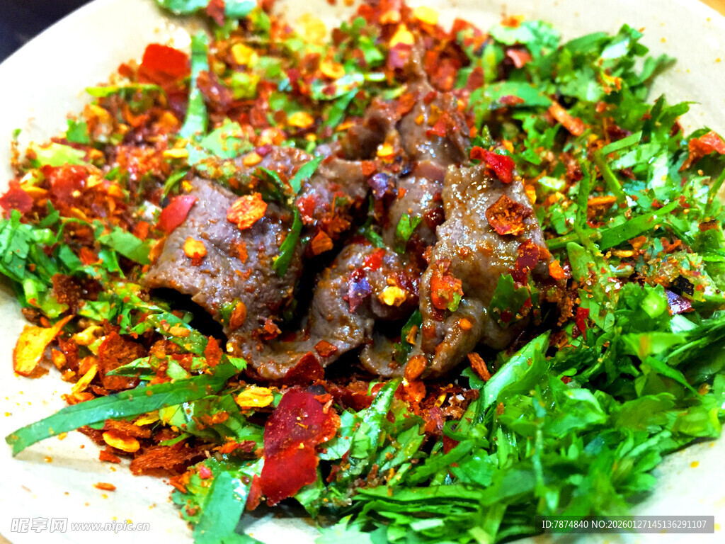 美味牛肉蔬菜拼盘