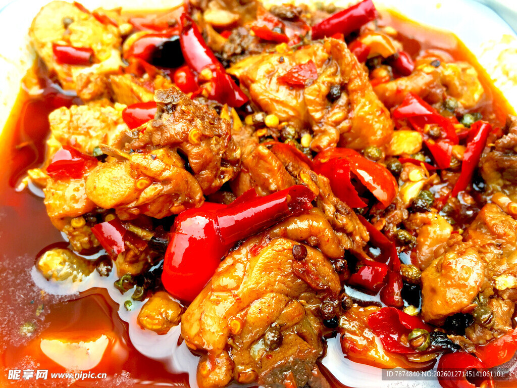 香辣可口的美味炒鸡块