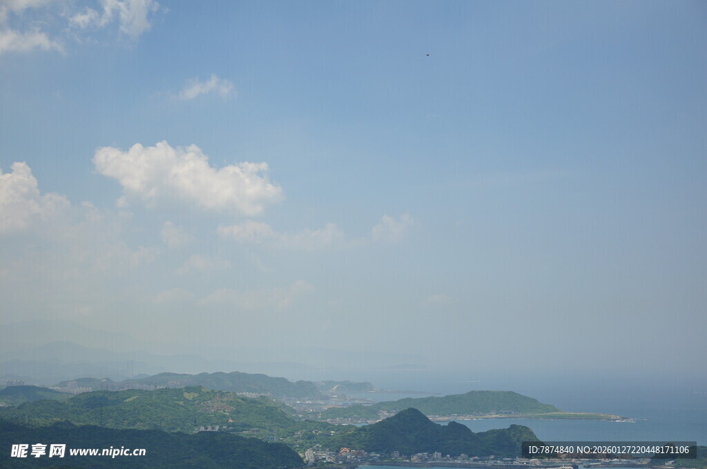 青山碧海蓝天美景