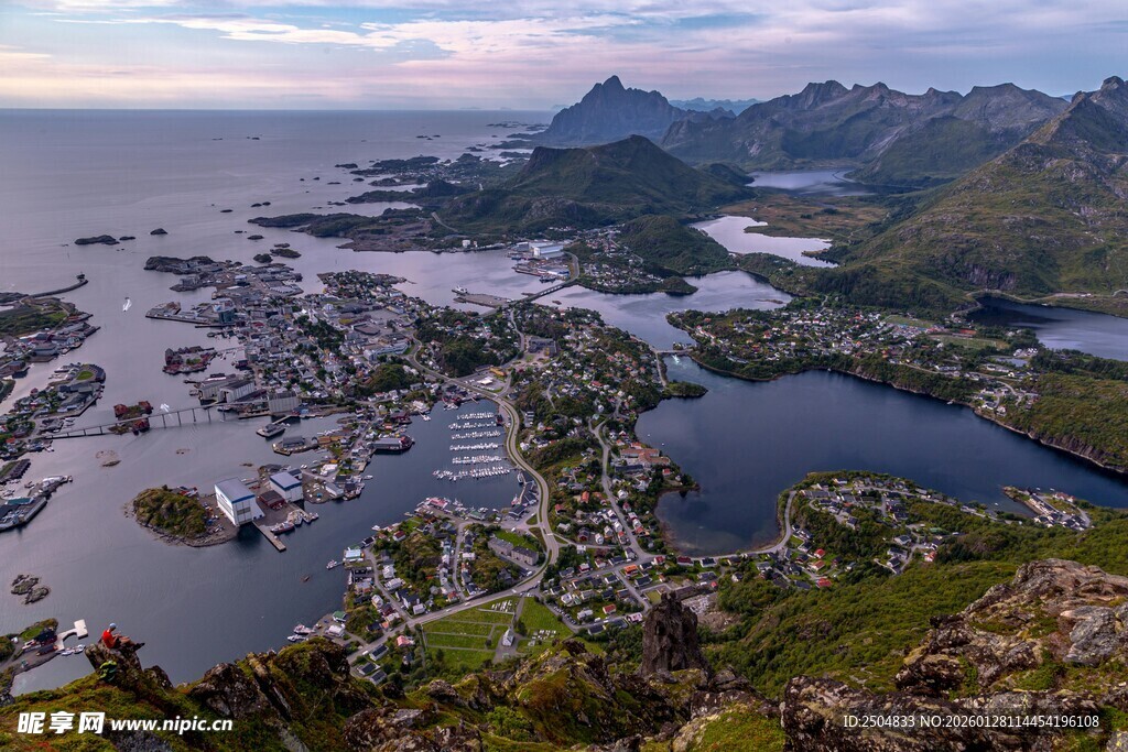 挪威海岛绝美风光俯瞰