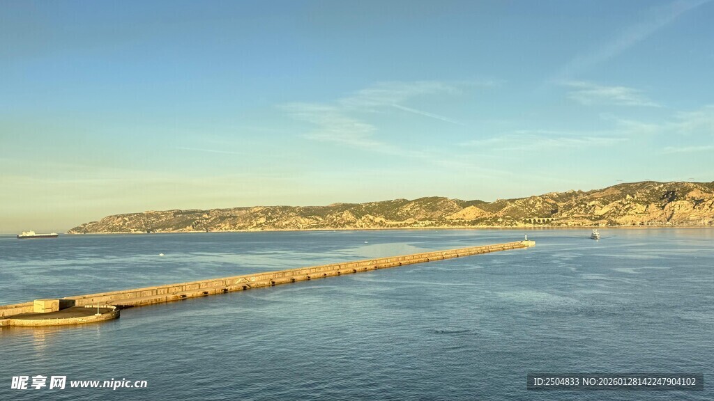 海滨风光 宁静蓝色海域