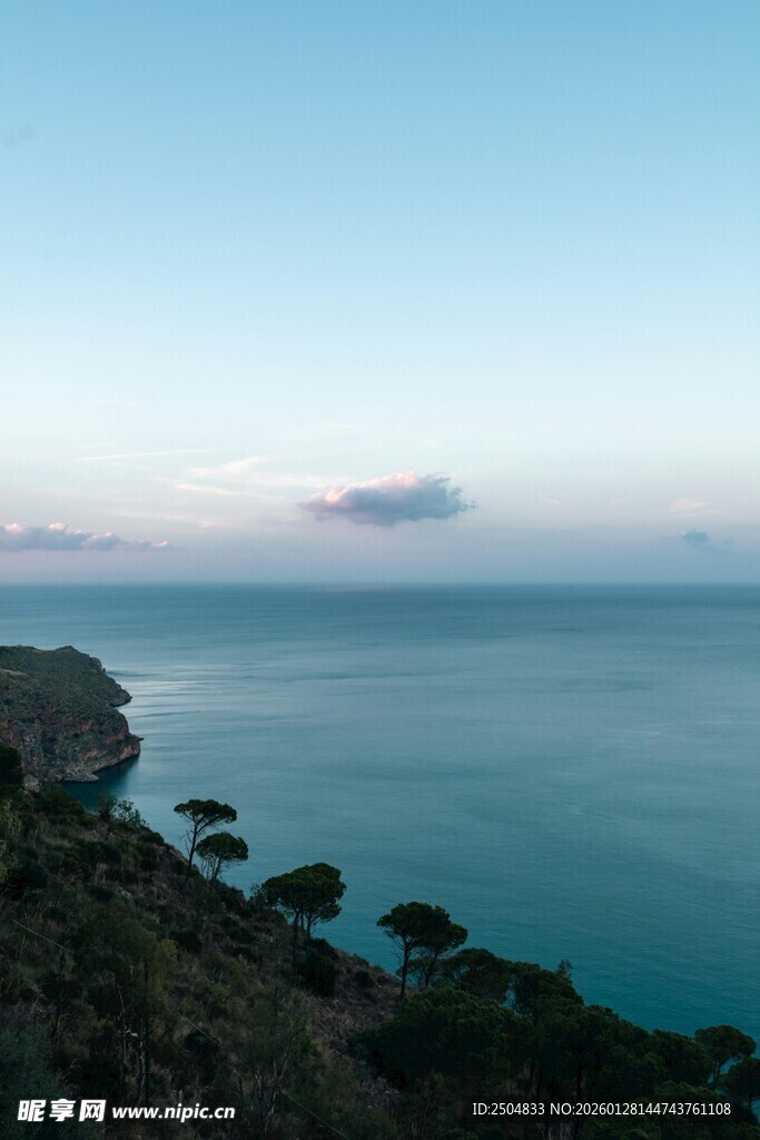 海边黄昏景色
