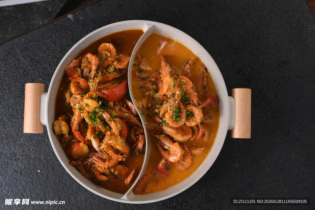 鸳鸯锅美味海鲜火锅