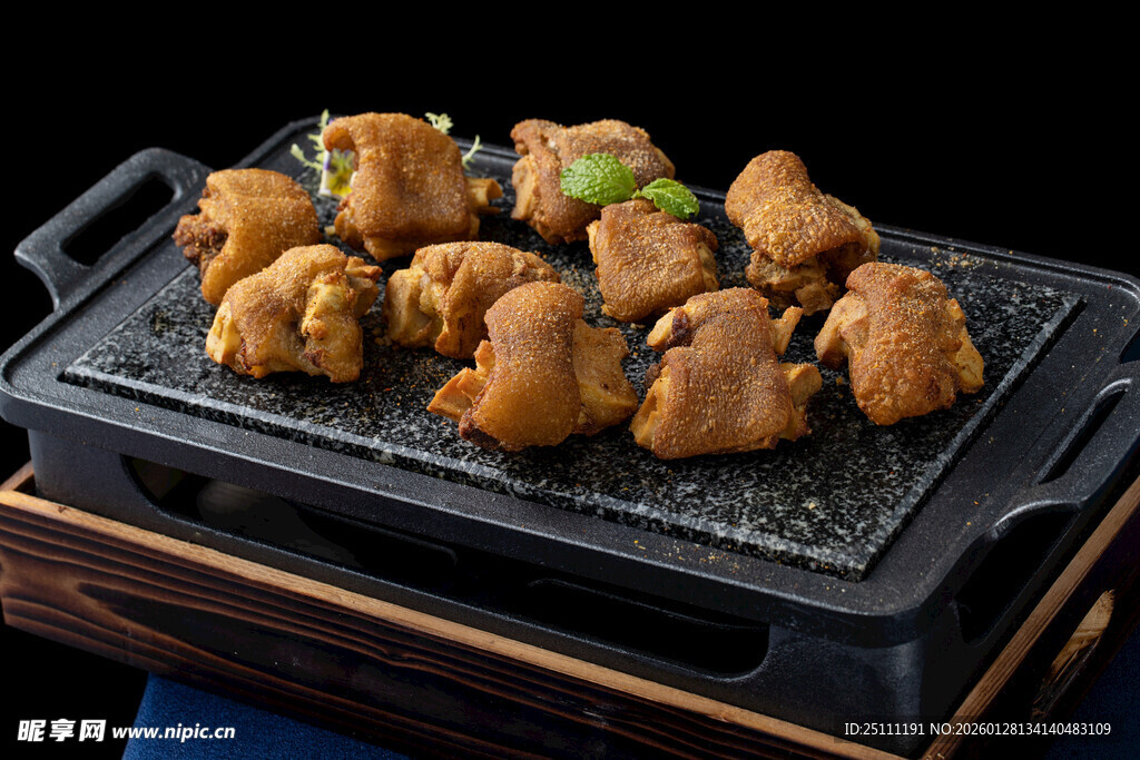 铁板香嫩卤味猪蹄