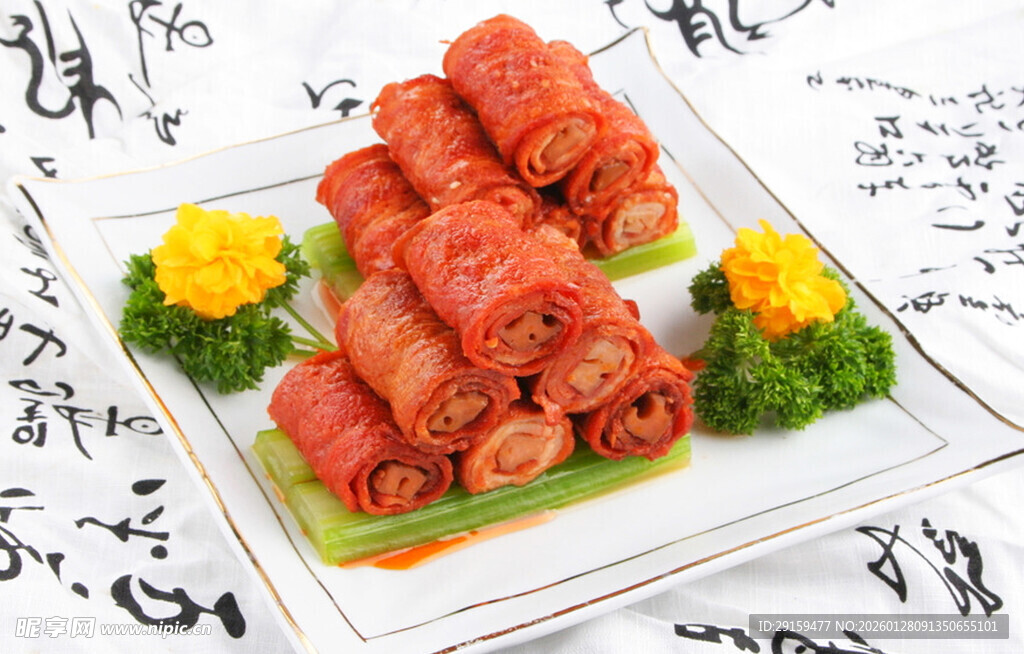 美味牛肉卷摆盘精致