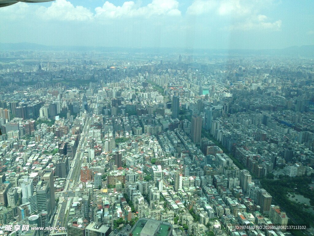 俯瞰繁华都市景观