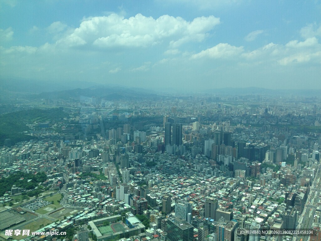 俯瞰繁华都市景观