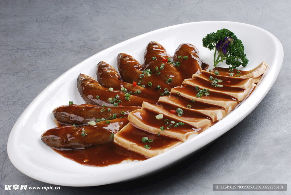 野生小黄鱼烧豆腐