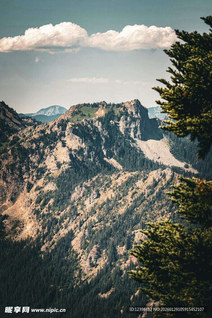 壮丽山景
