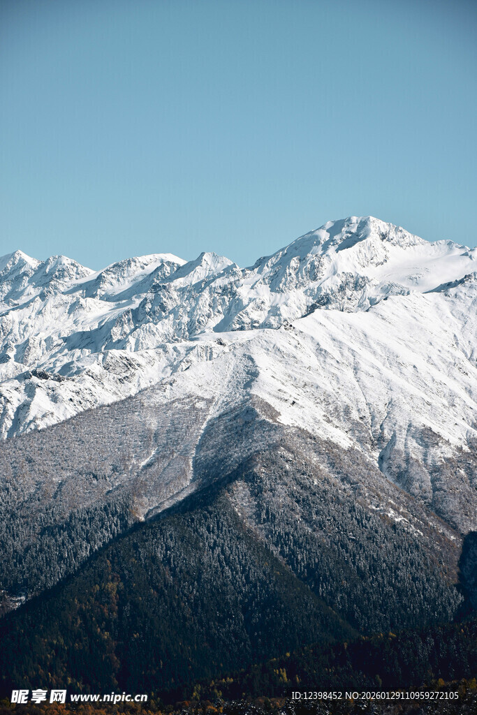 雪山壮丽风光