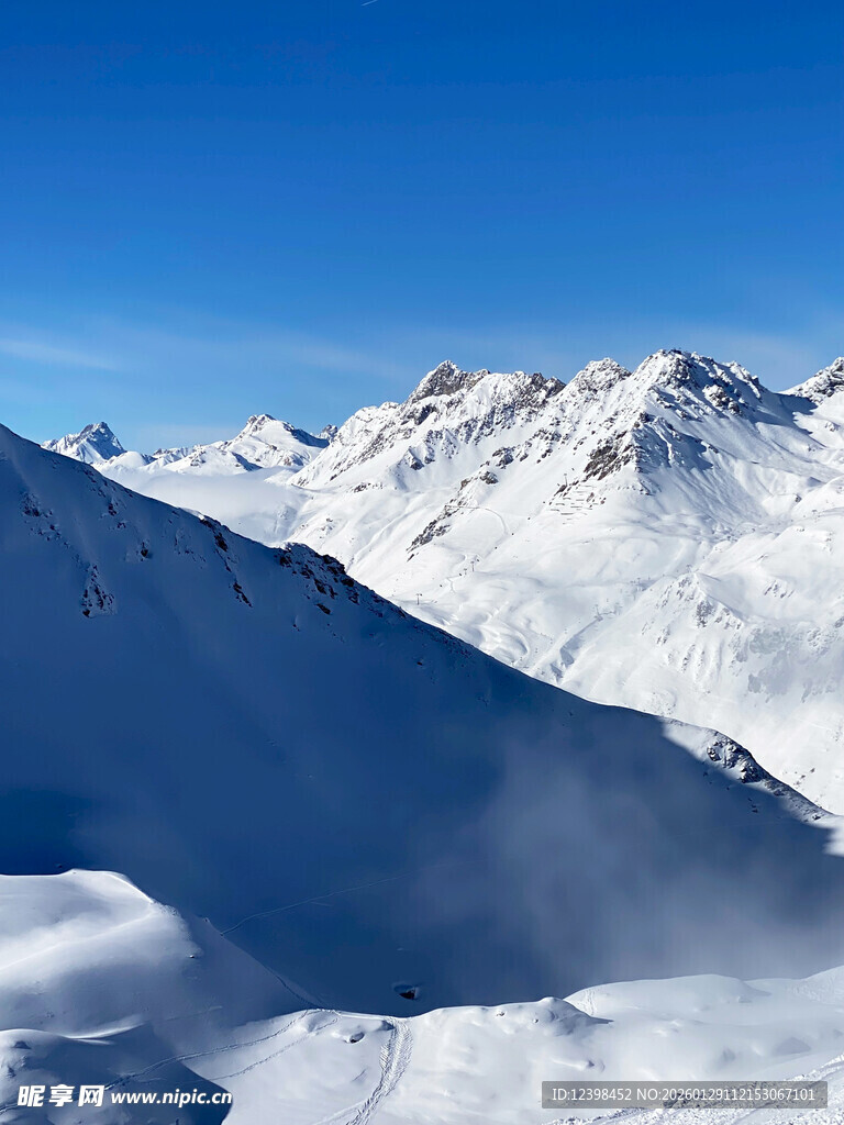 壮丽雪山美景
