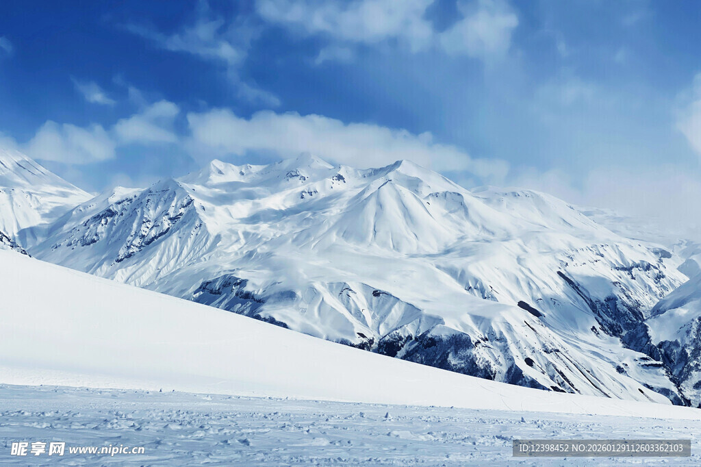 壮丽雪山美景