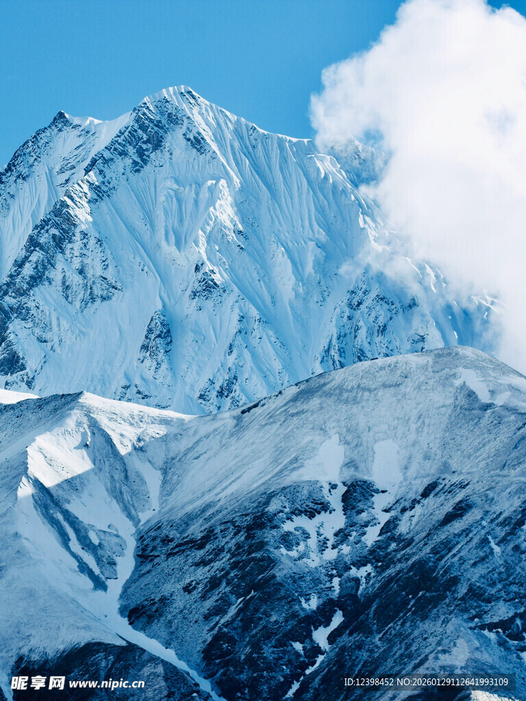 壮丽雪山风景