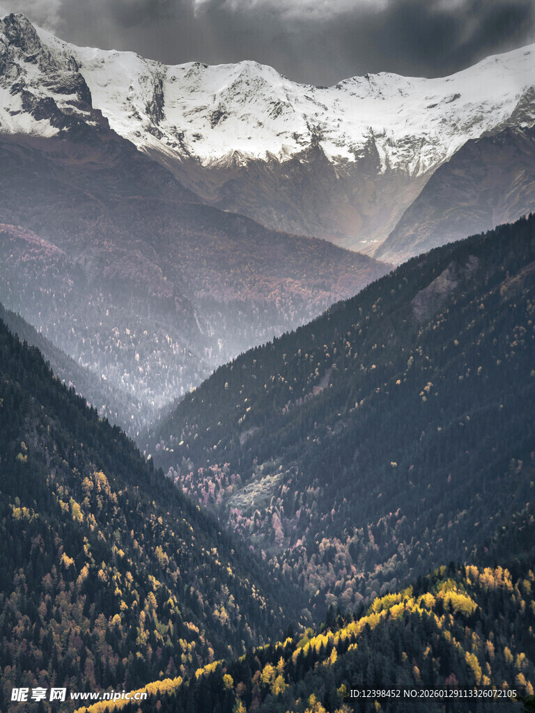 壮丽山景