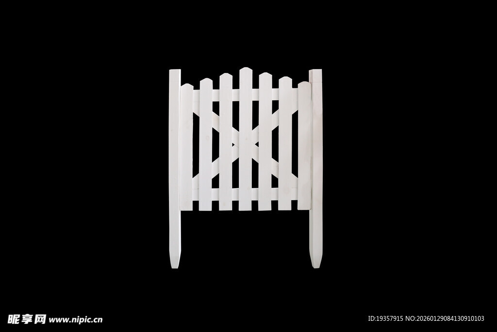 白色木质小栅栏