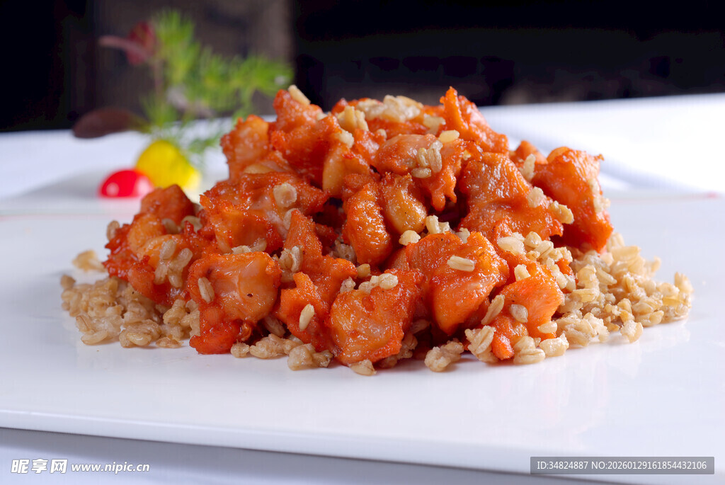 美味芝麻鸡肉料理