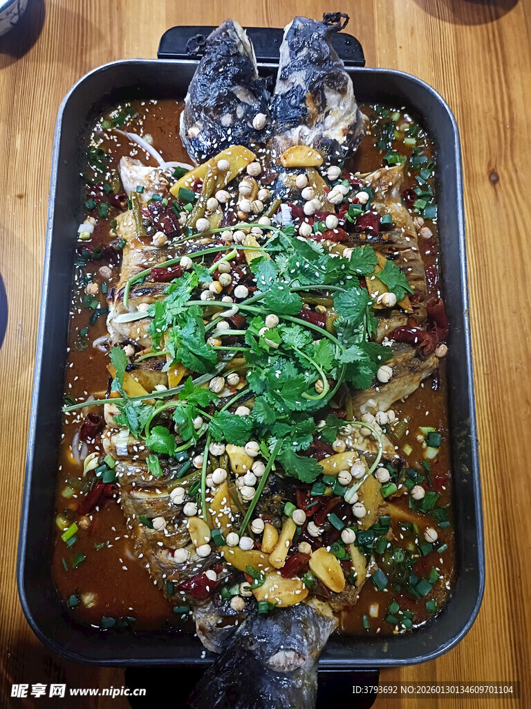 美味烤鱼 鲜香诱人