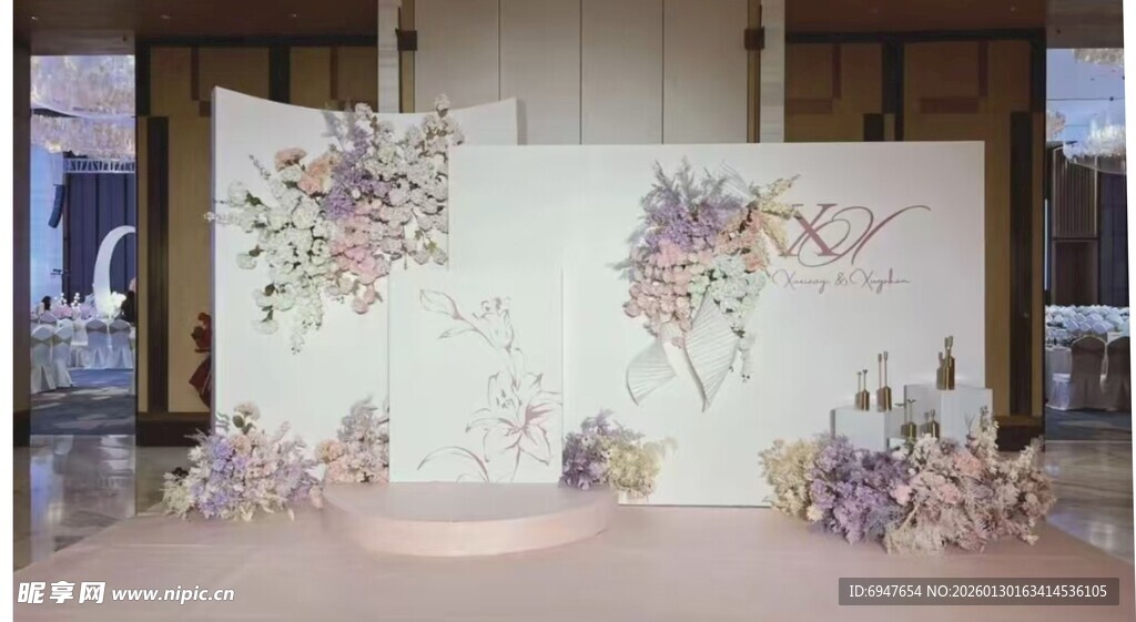 浪漫紫色系婚礼装饰场景