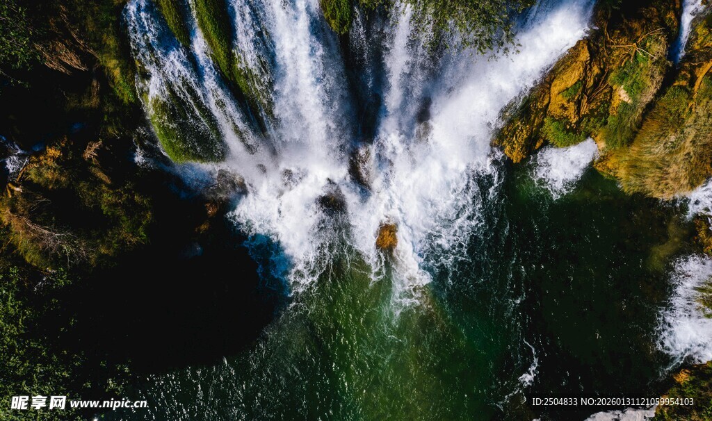 壮观瀑布 自然山水美景